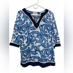 Merona Blue & White 3/4 Sleeve Tunic in Size Medium.